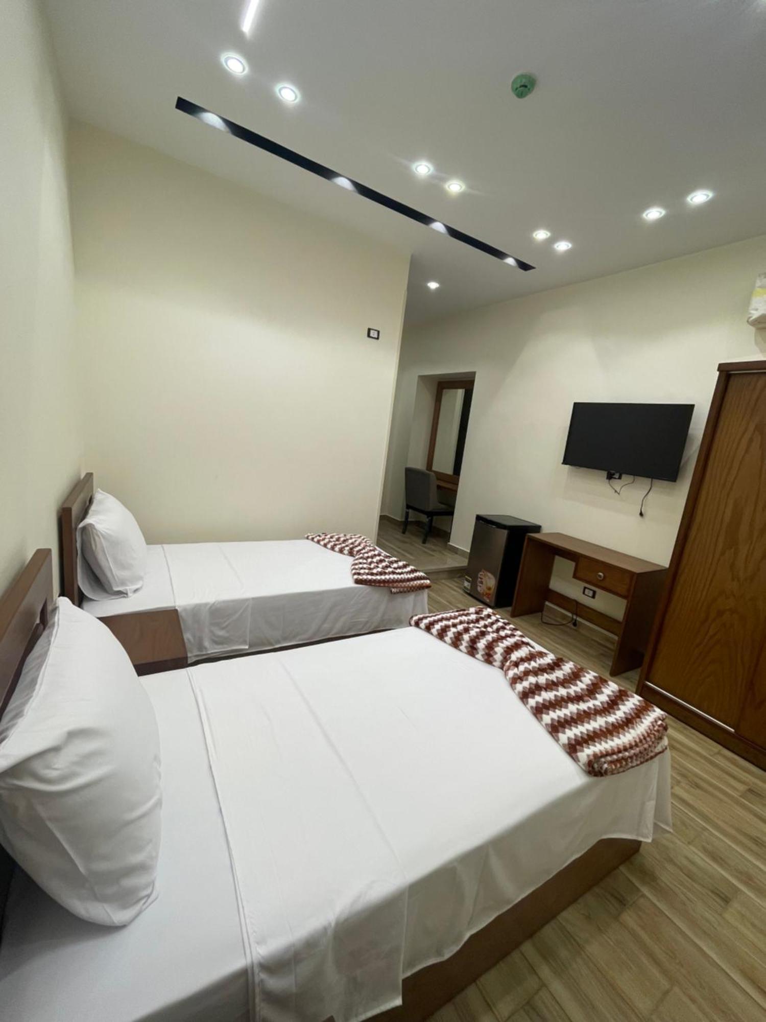 Hola Boutique Hotel