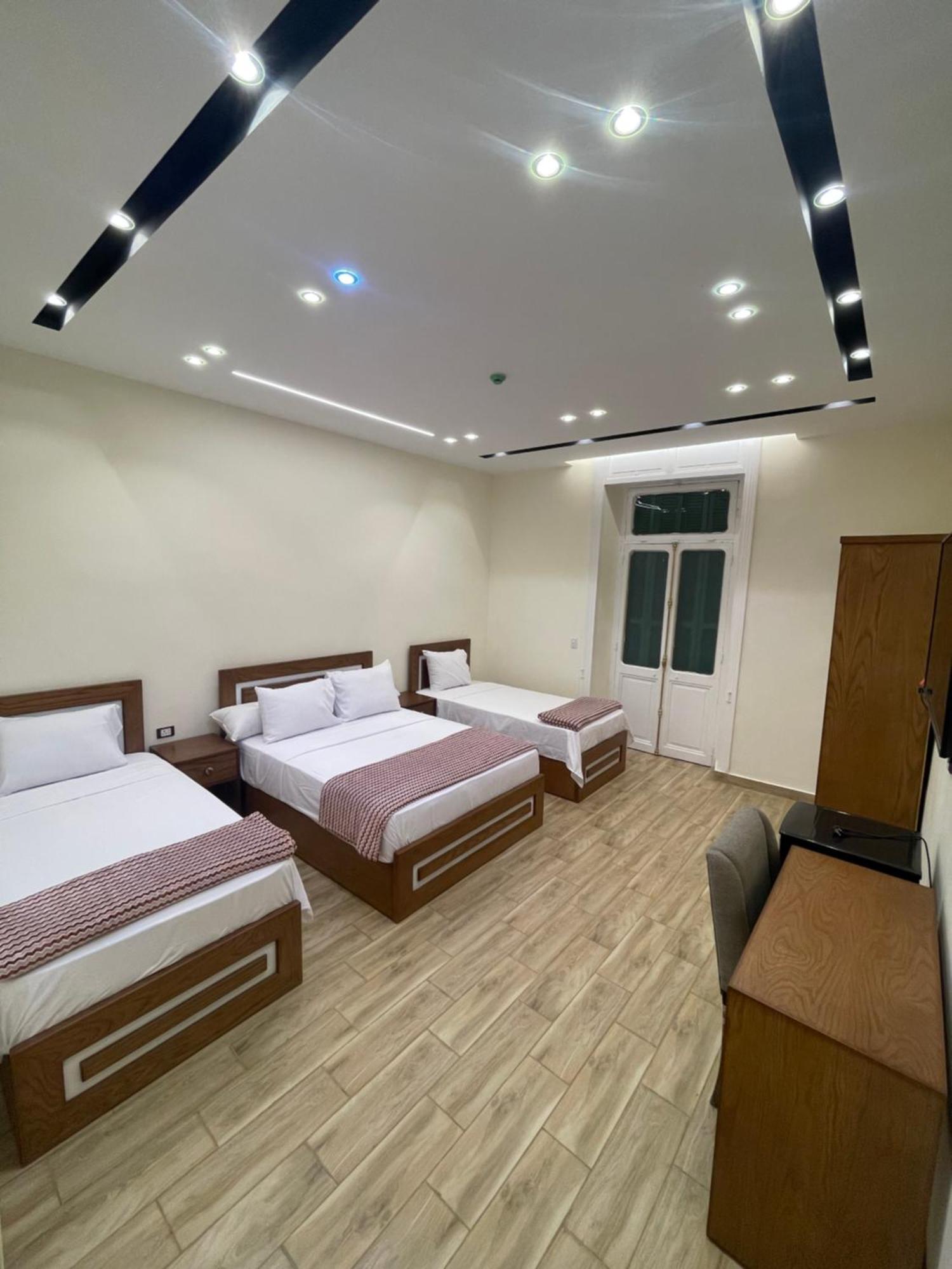 Hola Boutique Hotel *